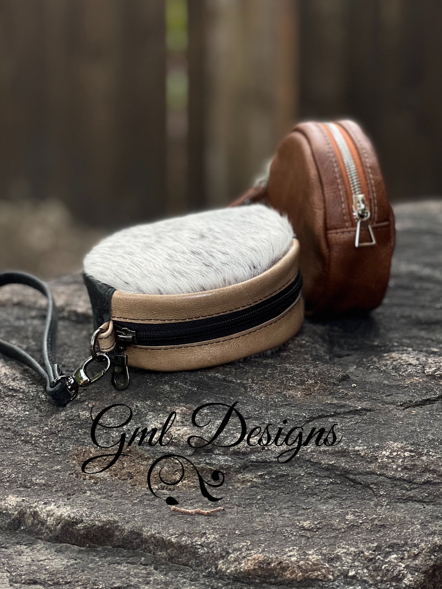 Mini Leather Round Wristlet - Whiskey