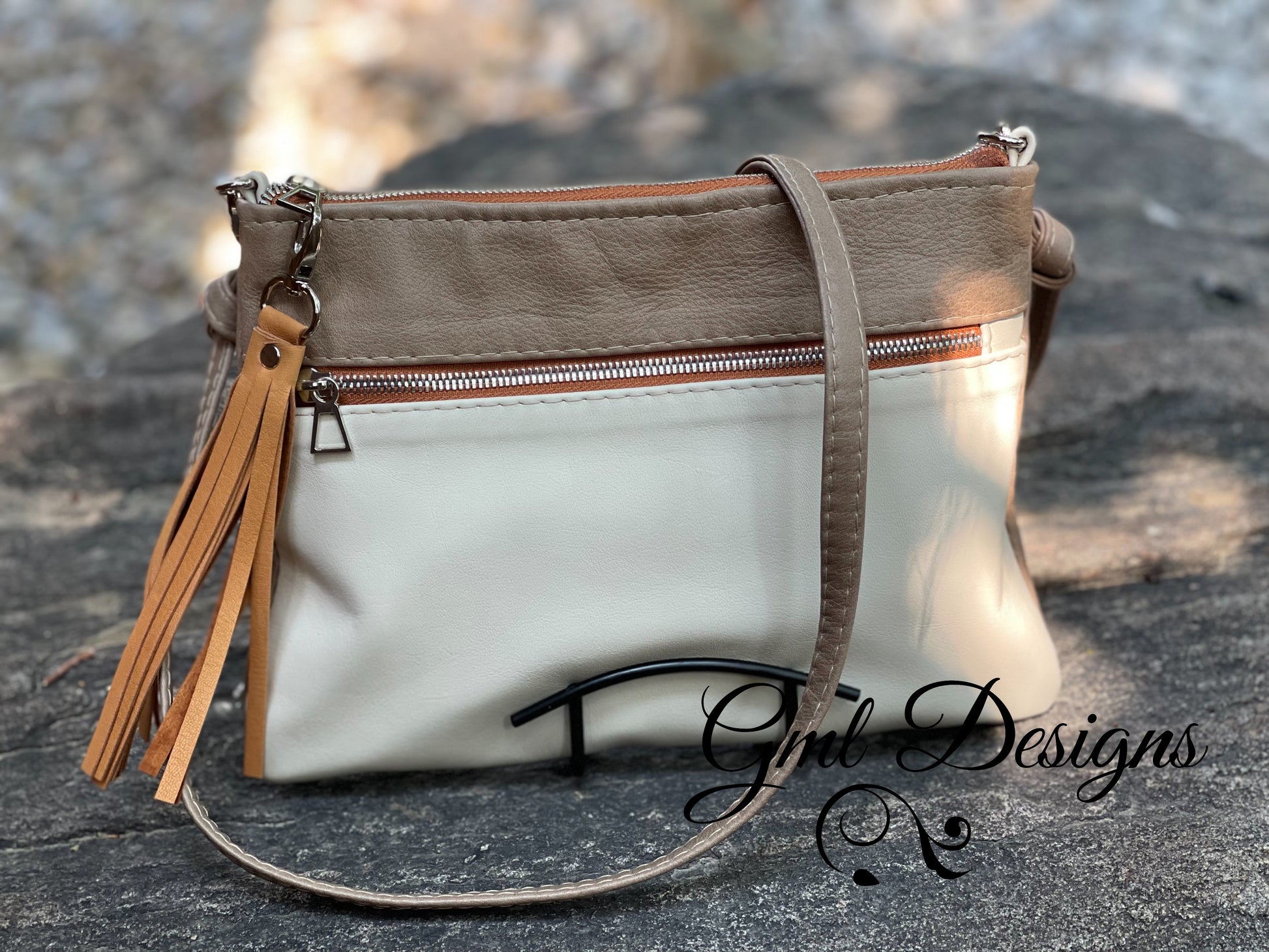 Casey Pouchette Crossbody – GML Designs
