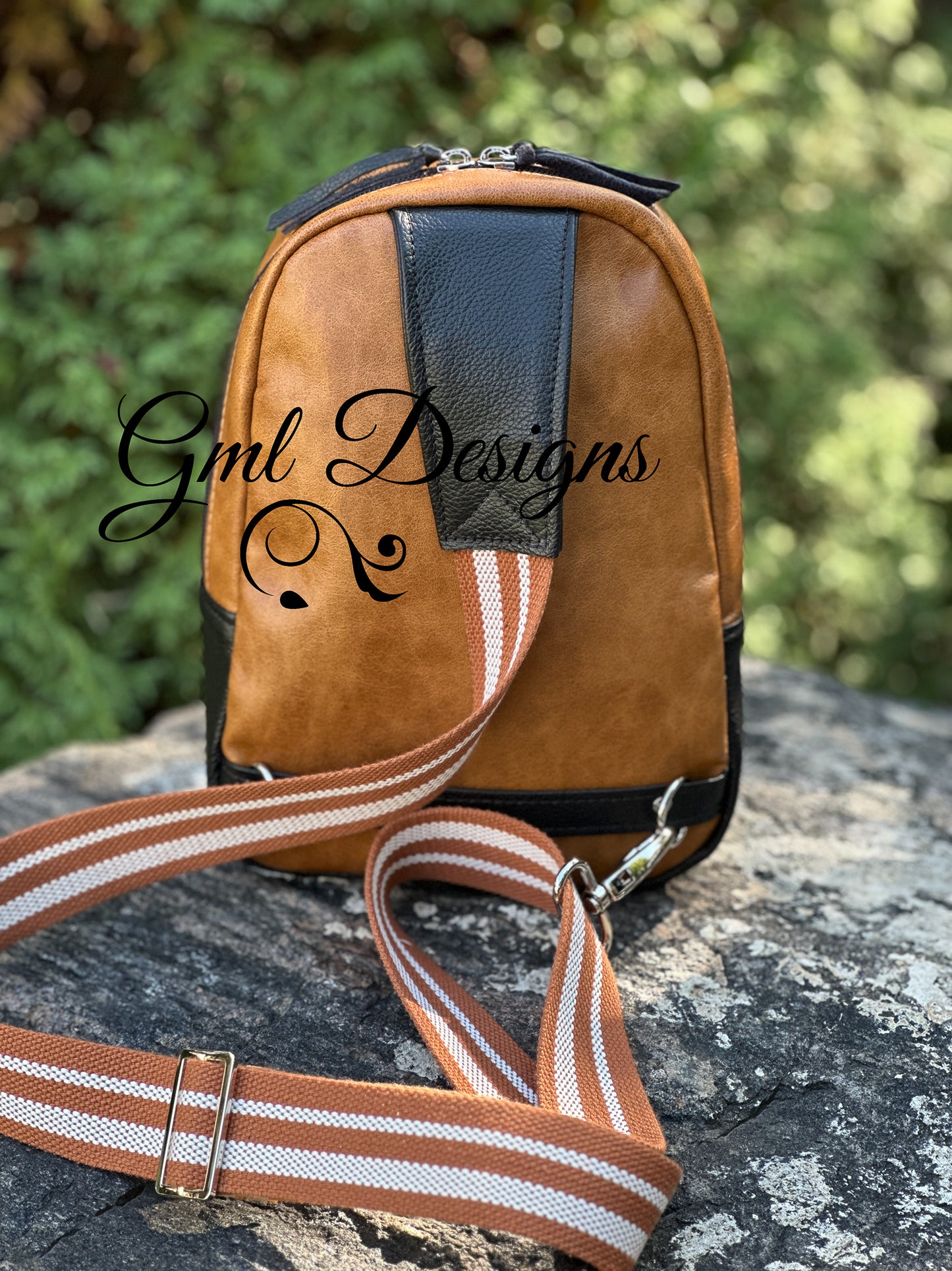 Simplistic Two Tone Leather Sling